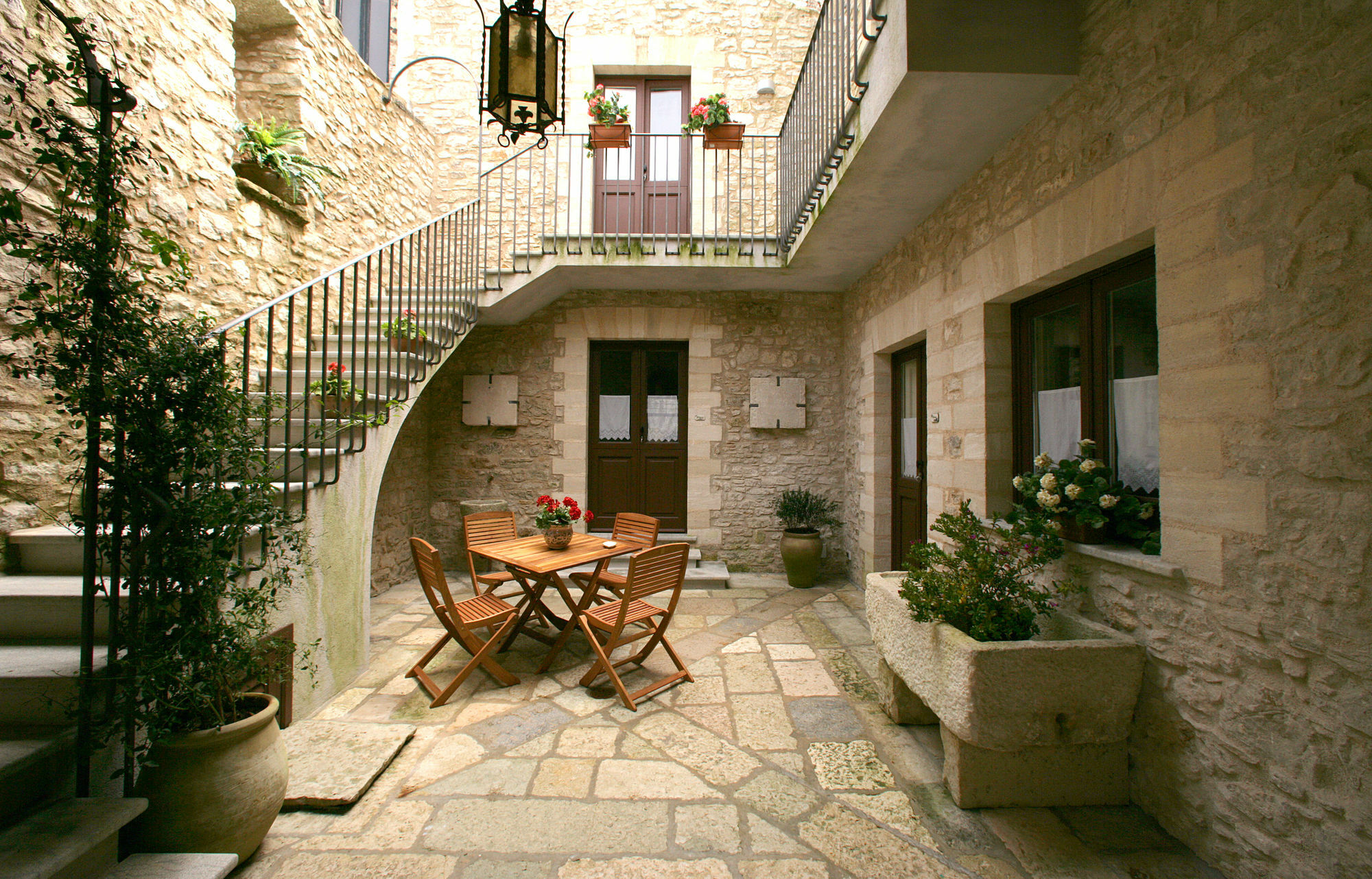 Residence Erice Pietre Antiche Eksteriør billede