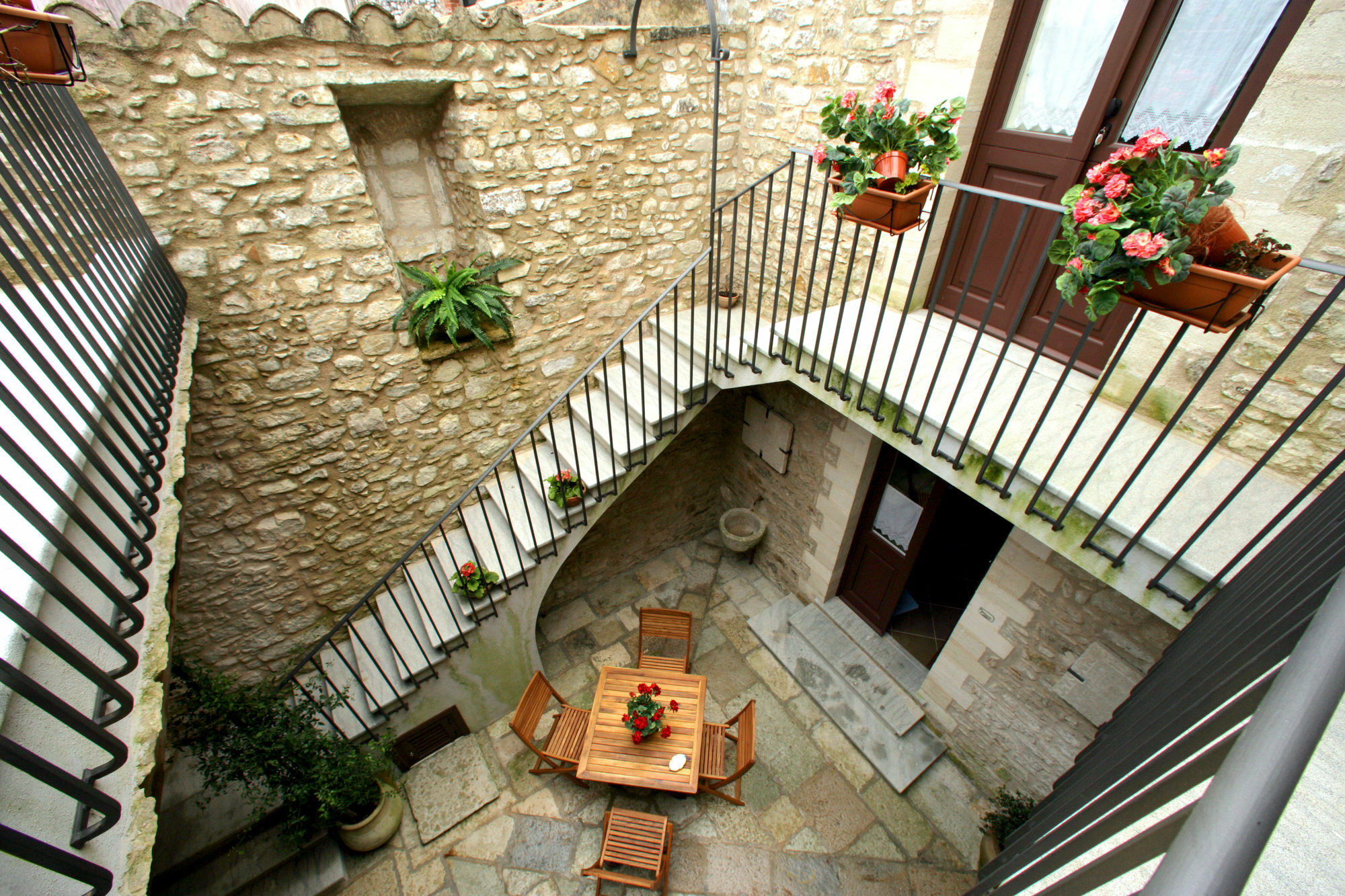 Residence Erice Pietre Antiche Eksteriør billede