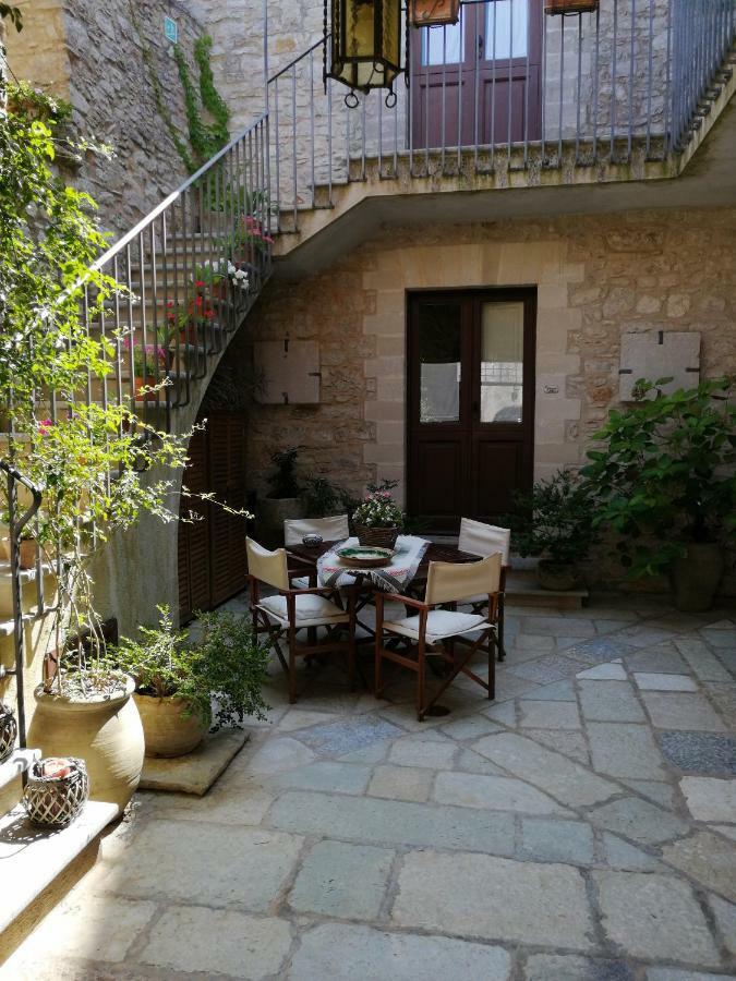 Residence Erice Pietre Antiche Eksteriør billede